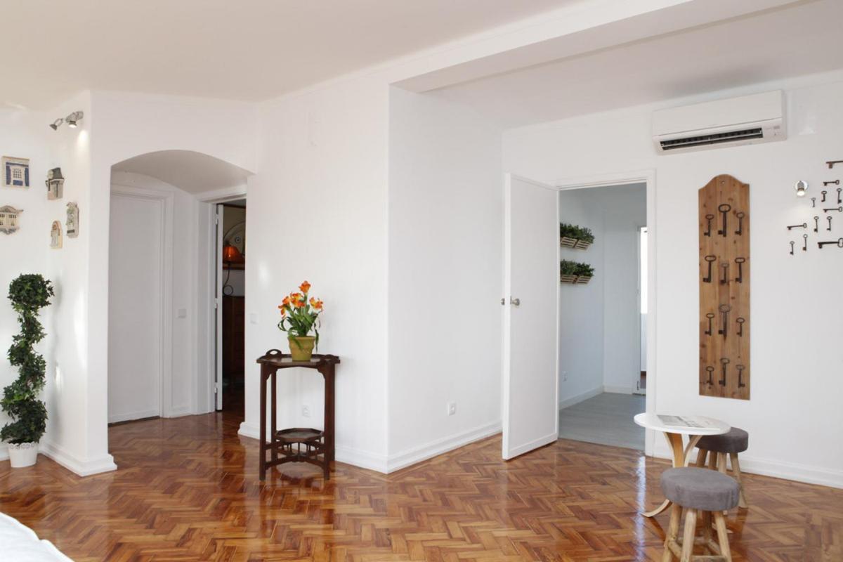 Cascais Downtown Apartment With Sea View Екстериор снимка
